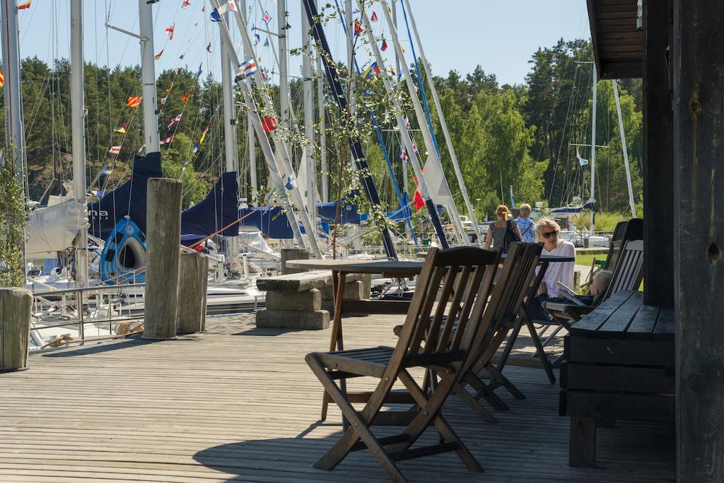 Villa Peterzens Boathouse Laupunen Exterior foto